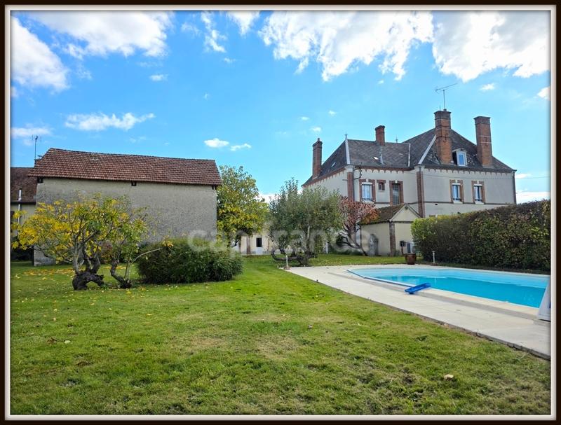 Maison bourgeoise - 266 m² - 10 pièces