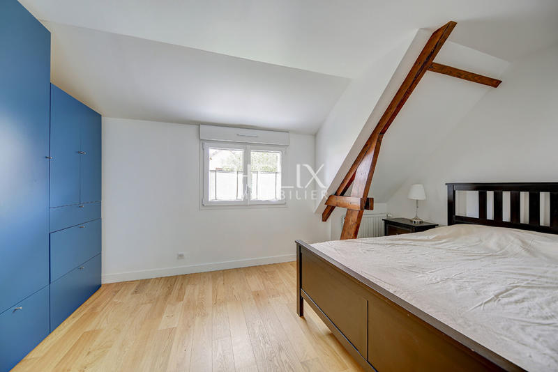 Maison - 156 m² - 7 pièces