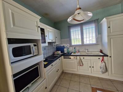 Maison - 94 m² - 7 pièces