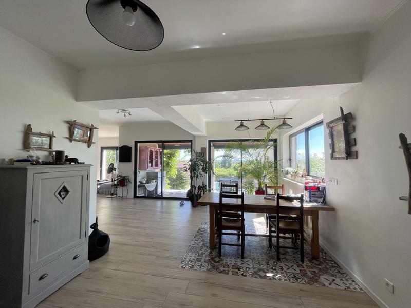 Villa - 153 m² - 5 pièces