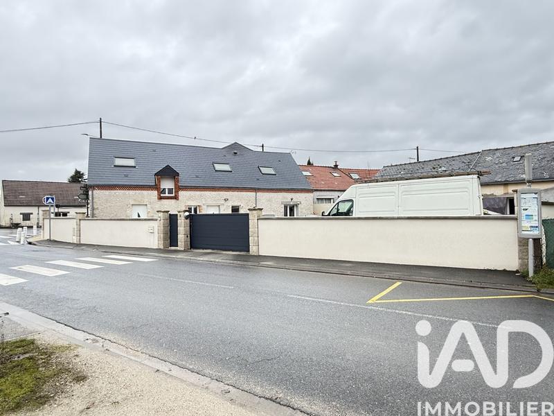 Maison - 218 m² - 8 pièces