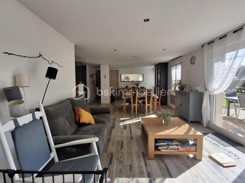 Pavillon - 100 m² - 5 pièces