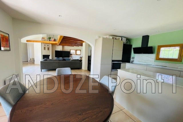 Maison - 138 m² - 4 pièces