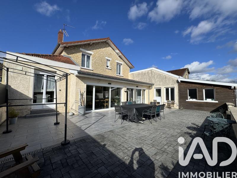 Maison - 145 m² - 7 pièces