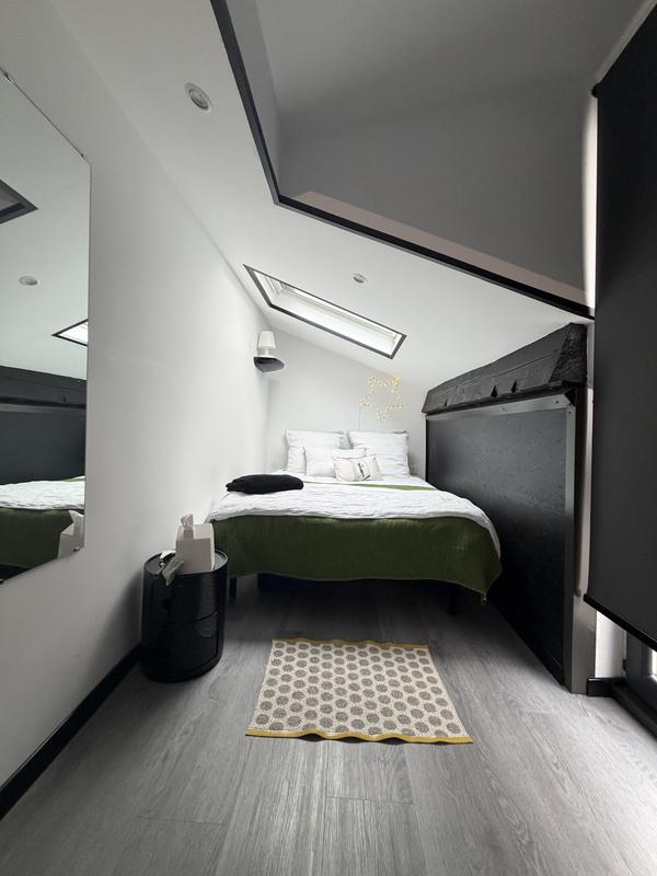 Loft - 163 m² - 2 pièces