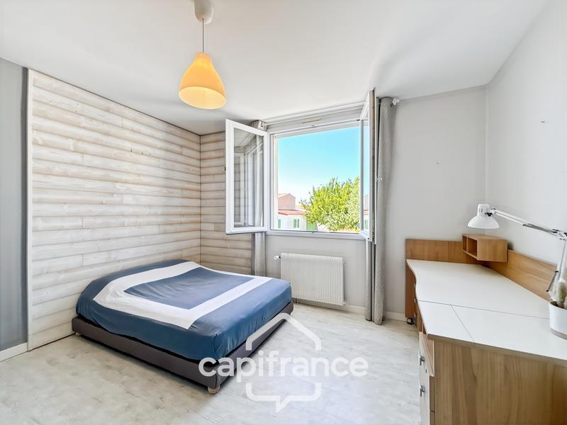 Maison - 177 m² - 6 pièces