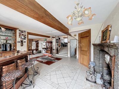 Propriété - 550 m² - 18 pièces