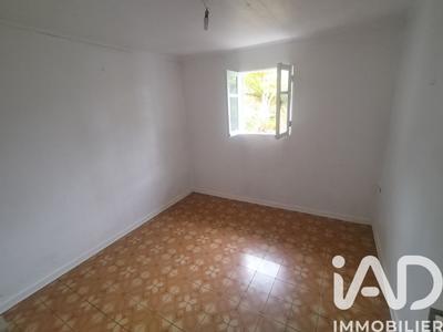 Maison - 220 m² - 9 pièces