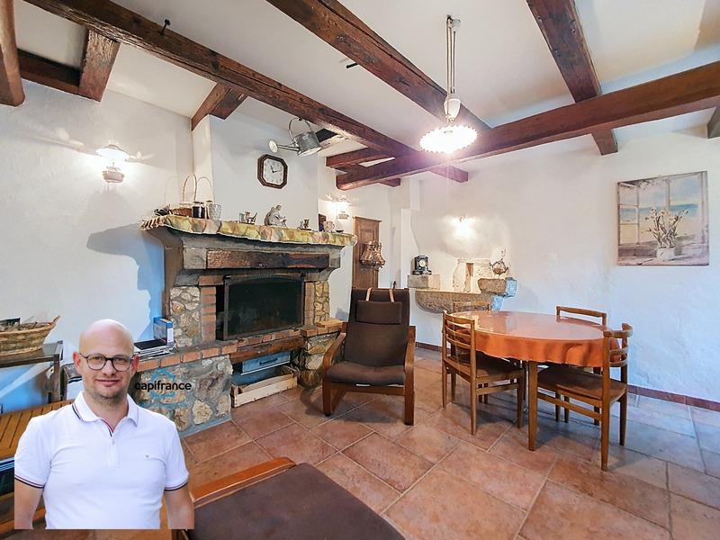 Maison en pierre - 156 m² - 7 pièces