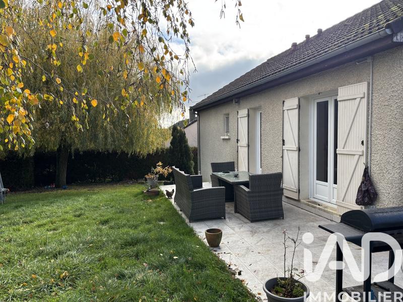 Maison - 94 m² - 5 pièces