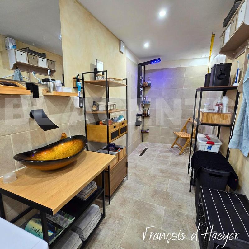 Maison - 143 m² - 6 pièces