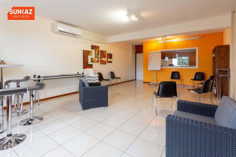 Local d'activités - 66 m² - 1 pièce