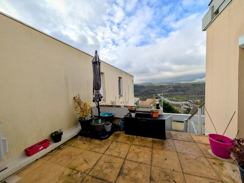 Appartement - 86 m² - 5 pièces