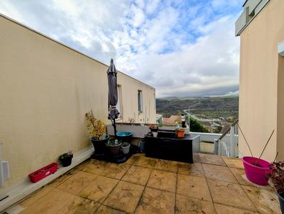 Appartement - 86 m² - 5 pièces