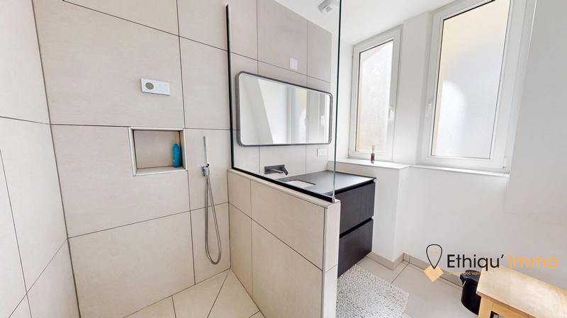 Appartement - 195 m² - 5 pièces