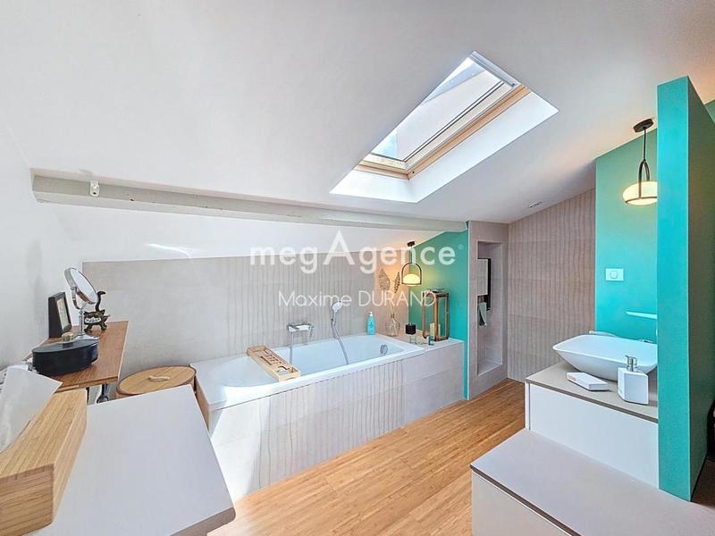 Maison - 105 m² - 4 pièces