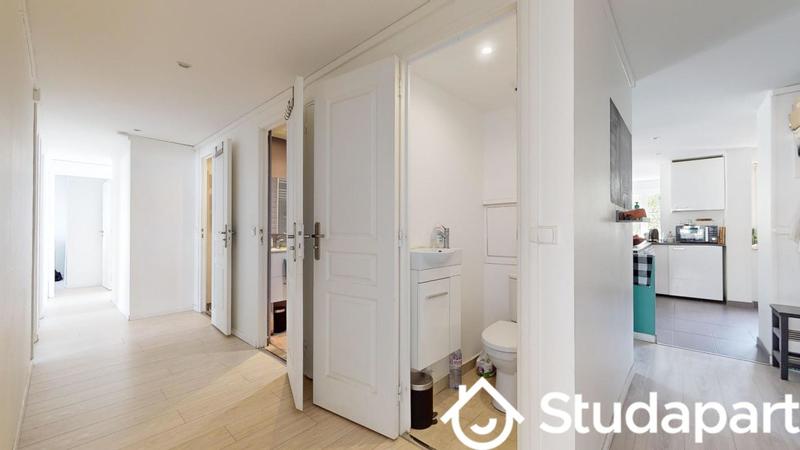 Chambre - 12 m² - 1 pièce