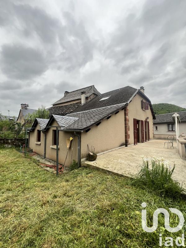 Maison - 97 m² - 5 pièces