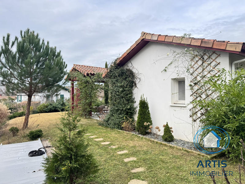 Maison - 105 m² - 4 pièces