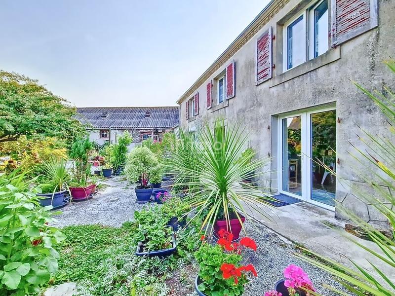 Corps de ferme - 135 m² - 7 pièces