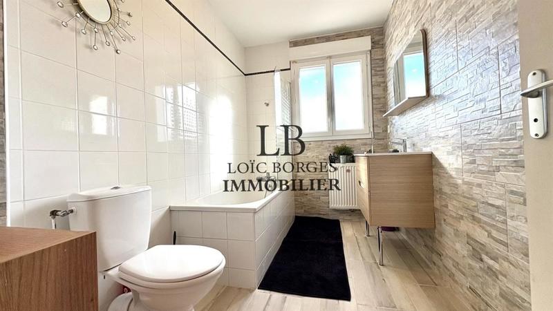 Maison - 81 m² - 4 pièces