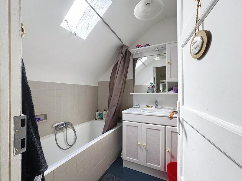 Maison - 65 m² - 4 pièces