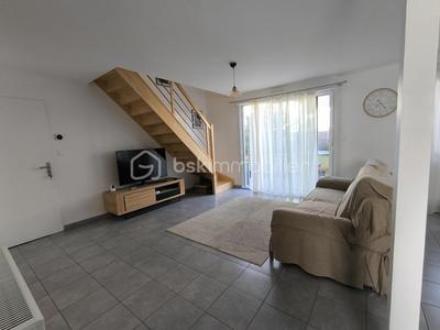 Maison - 92 m² - 4 pièces