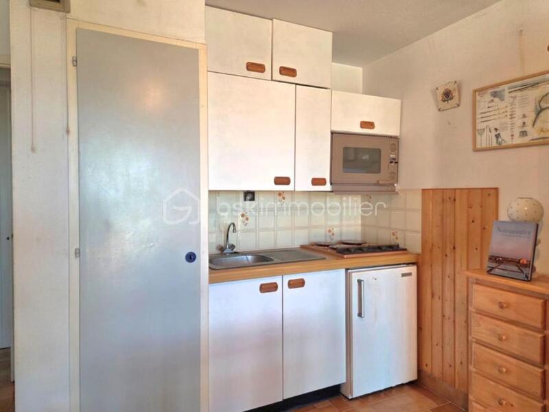 Studio - 25 m² - 1 pièce