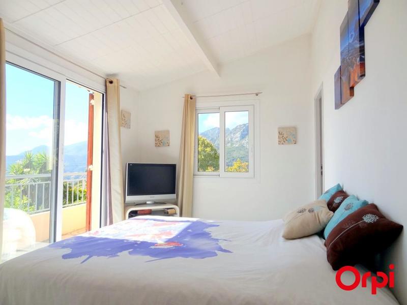 Maison - 118 m² - 6 pièces