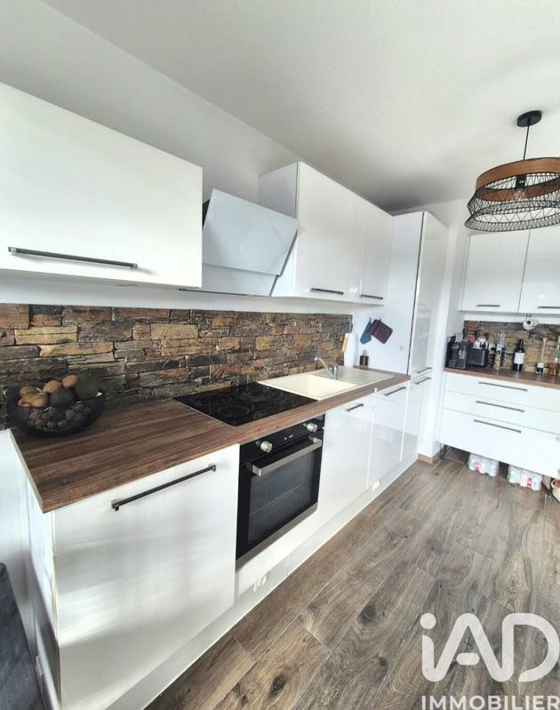 Appartement - 65 m² - 3 pièces