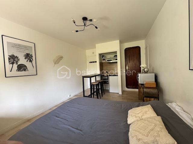 Studio - 18 m² - 1 pièce