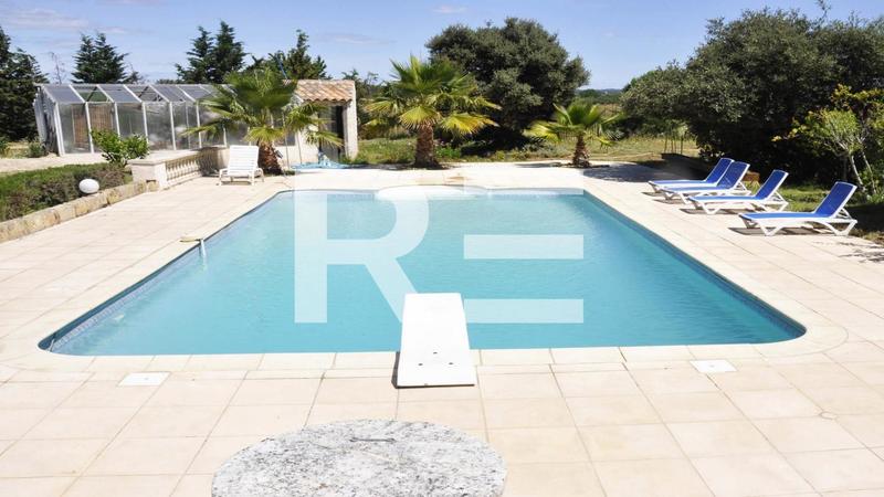 Propriété - 278 m² - 7 pièces