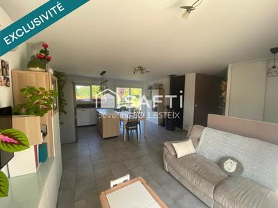 Maison - 107 m² - 5 pièces