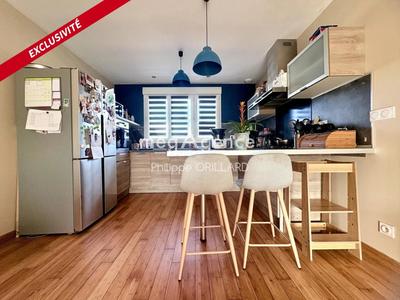 Maison - 98 m² - 5 pièces