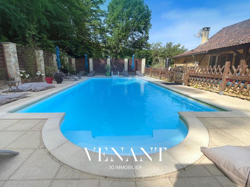 Maison de domaine - 363 m² - 14 pièces