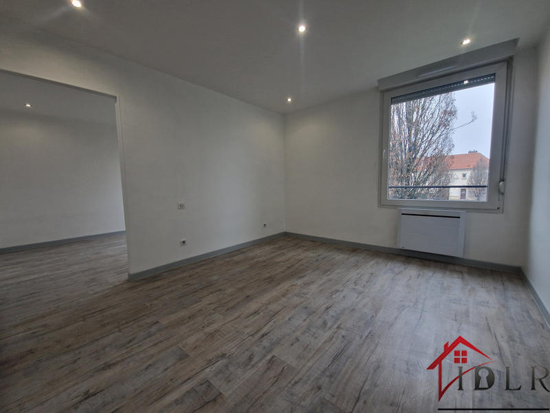 Appartement - 102 m² - 6 pièces