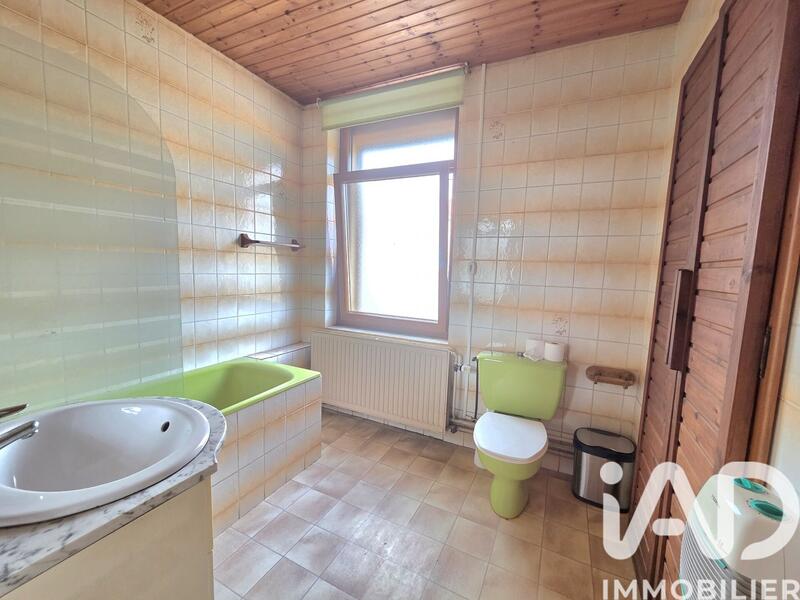 Maison - 104 m² - 6 pièces