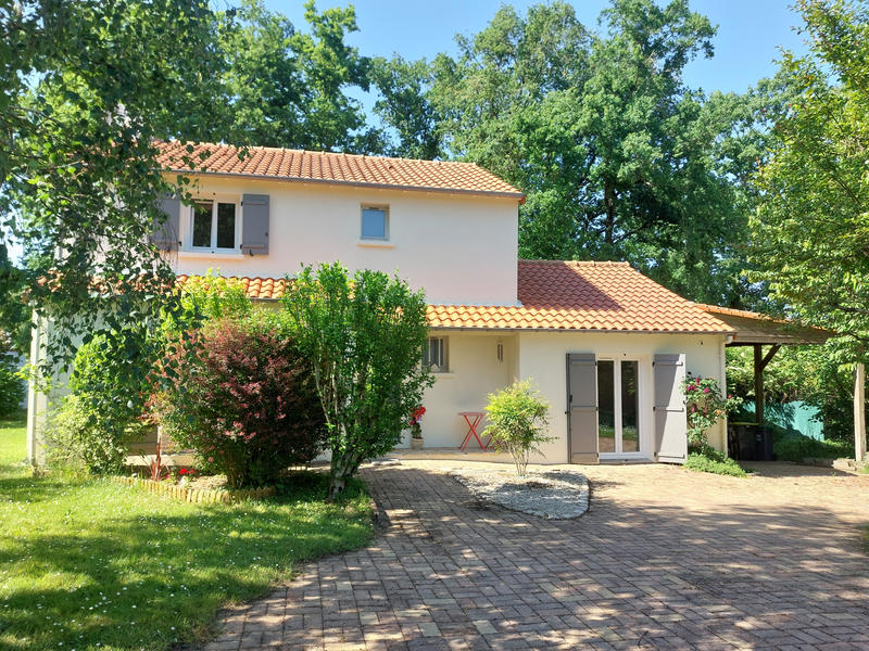 Maison - 127 m² - 5 pièces