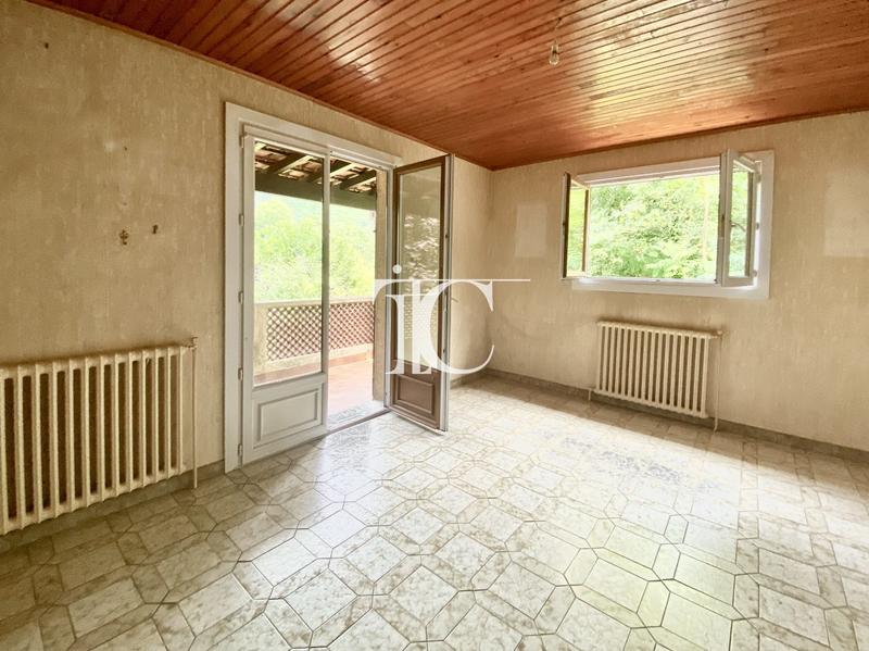 Maison - 76 m² - 5 pièces