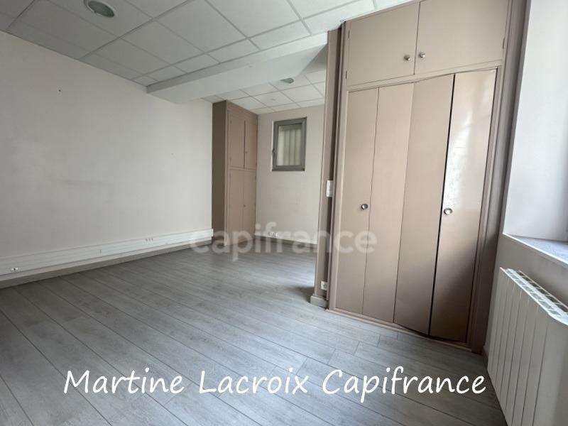 Immeuble - 194 m² - 6 pièces