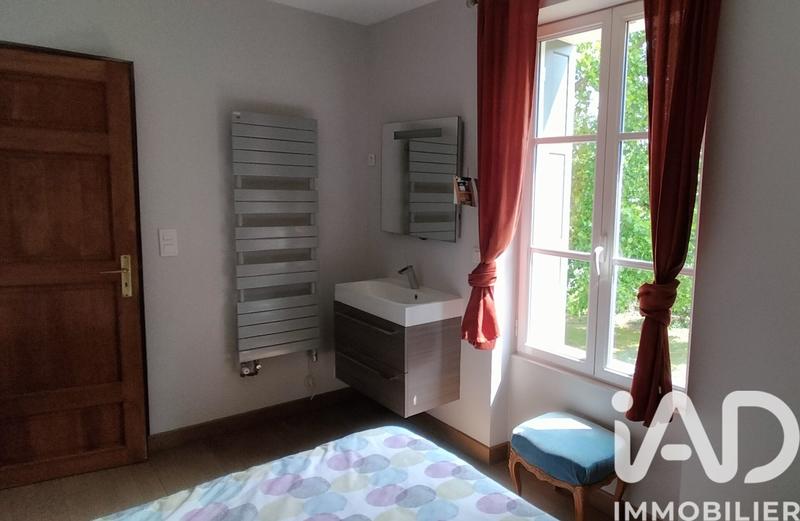 Maison - 263 m² - 11 pièces