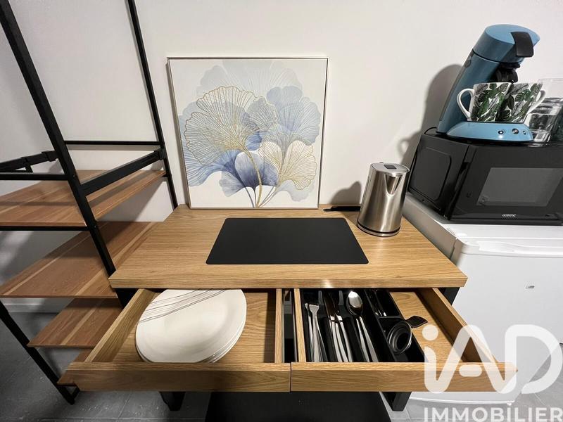 Maison - 230 m² - 12 pièces