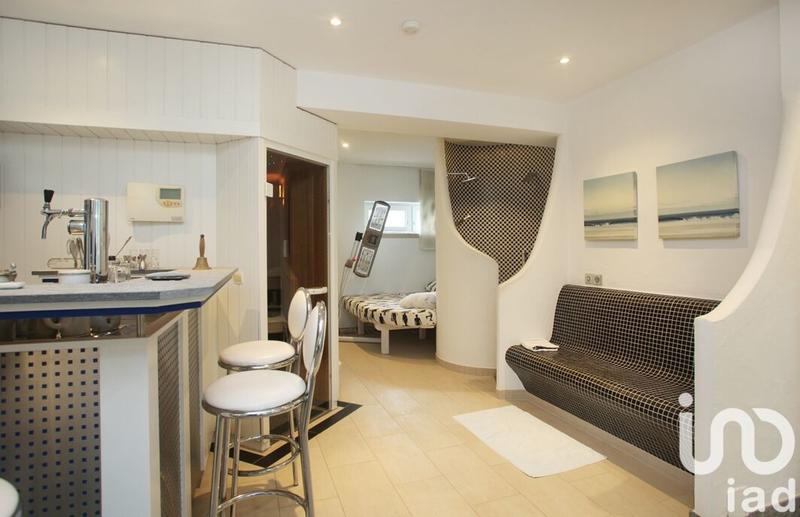 Maison de maîtres - 245 m² - 5 pièces