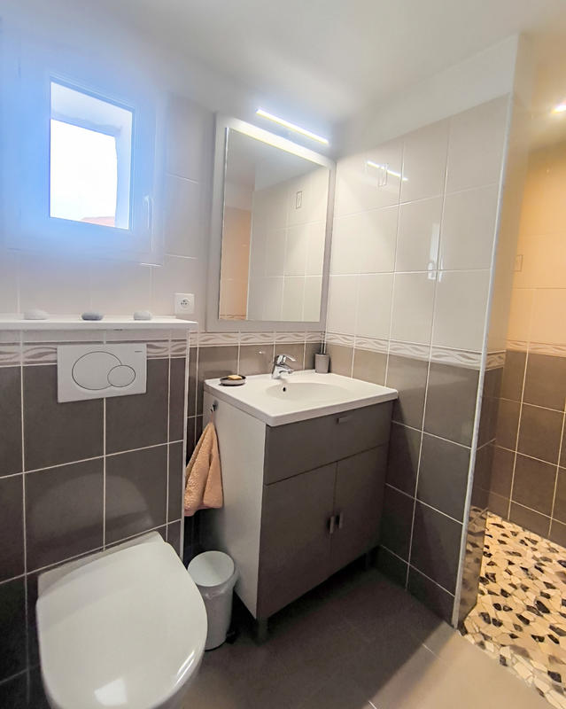 Maison - 208 m² - 7 pièces