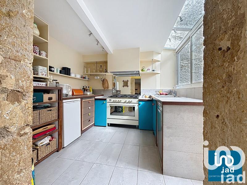 Maison - 180 m² - 5 pièces