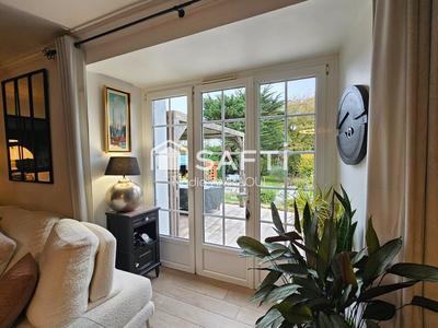 Maison - 160 m² - 6 pièces