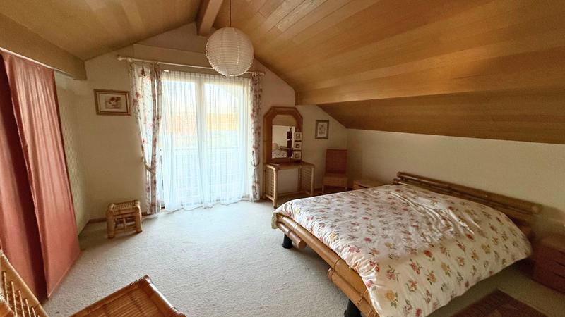 Maison - 225 m² - 8 pièces