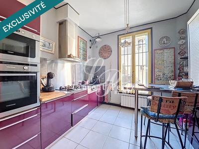 Maison - 123 m² - 5 pièces