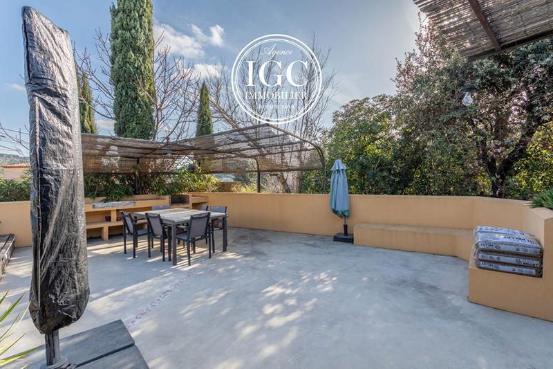 Maison - 172 m² - 5 pièces