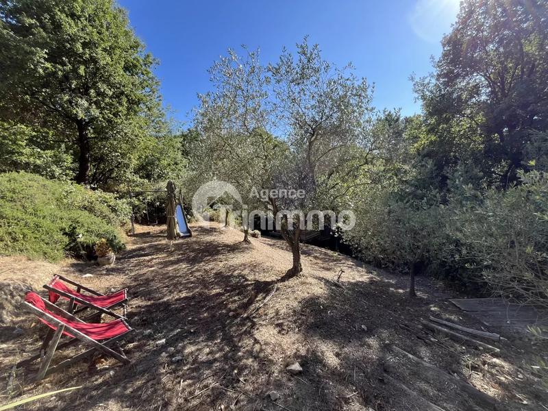 Maison - 195 m² - 6 pièces